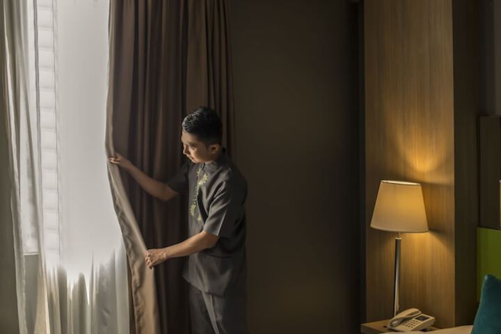 Room 4 of 23