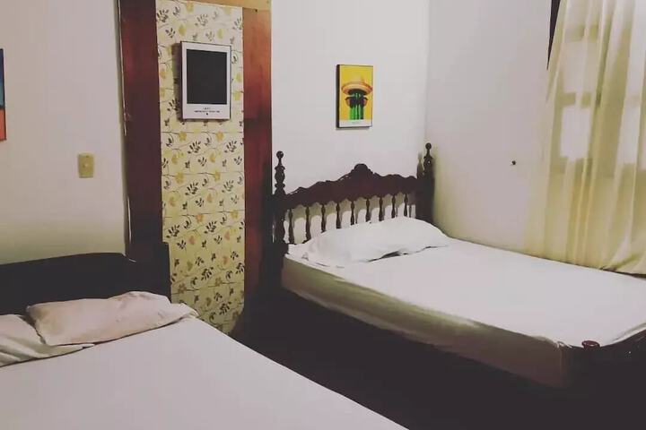 Room 3 of 27