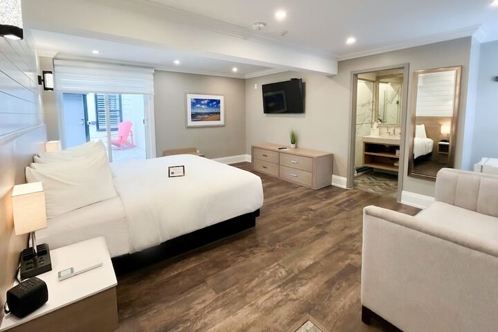 Standard | King Bed (10 of 46)