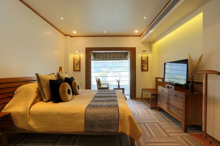 Room 8 of 29