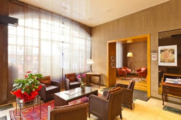 Guest Lobby