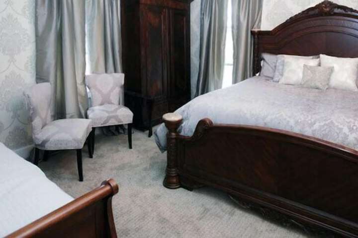Room 7 of 46