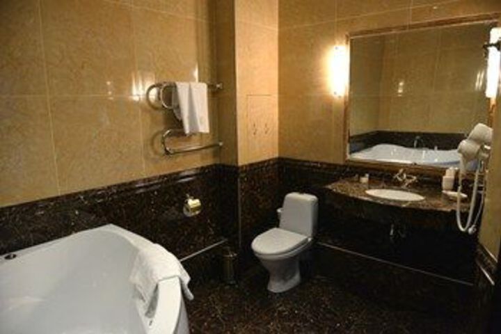 Room 2 of 55