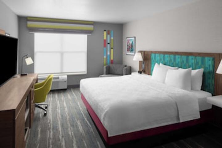 Room 43 of 153