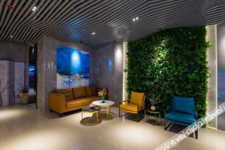 Hotel Interior 7 of 17