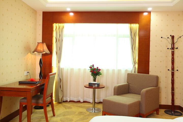 Room 15 of 41