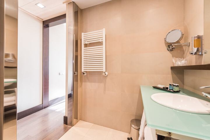 Bath Interior