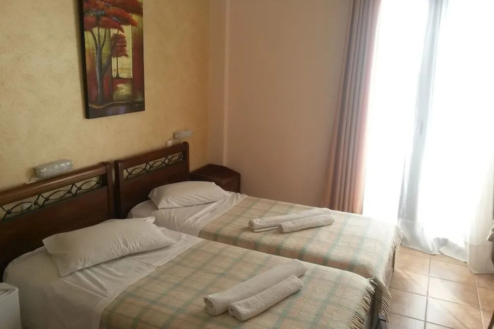 Room 3 of 23