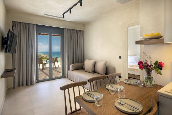Room 5 of 22