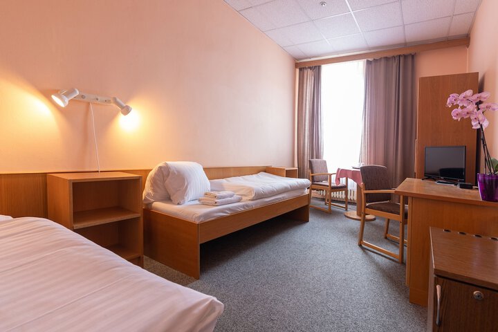 Room 8 of 21