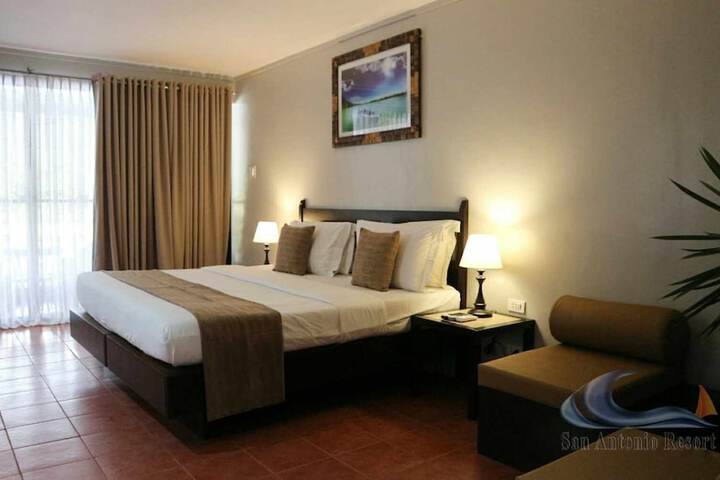Room 8 of 26