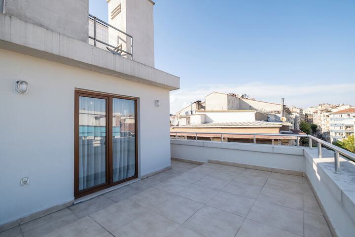 Terrace/Patio 44 of 72