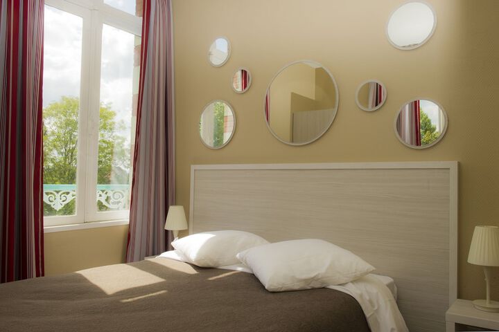 Room 12 of 53