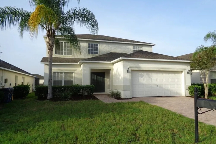Image of R1 Legacy Park 5 bed / 3 Bath