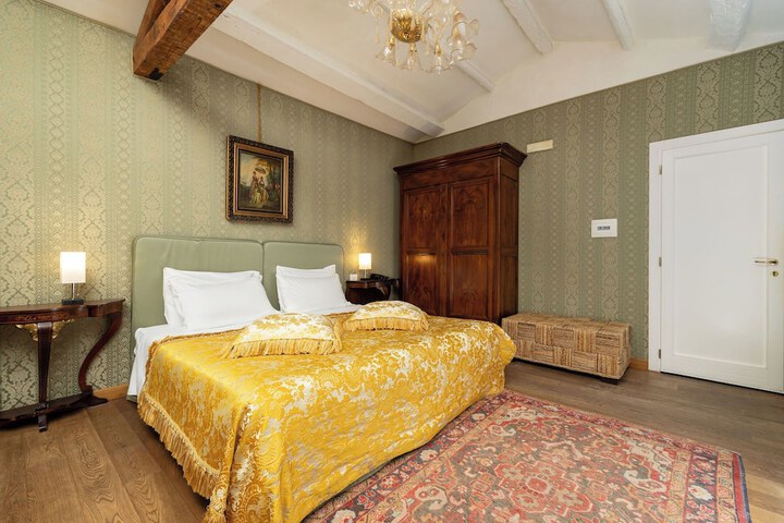 Room 39 of 81
