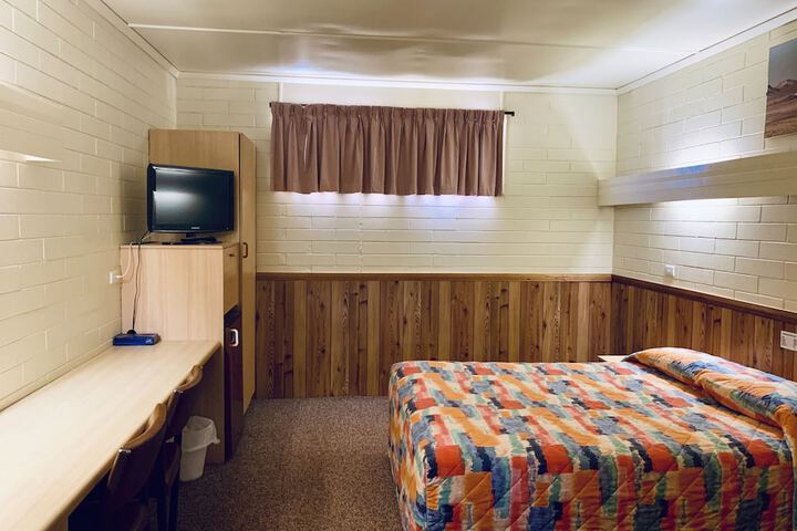 Room 44 of 114
