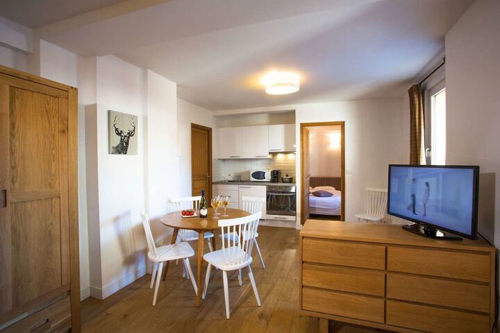 Room 27 of 50