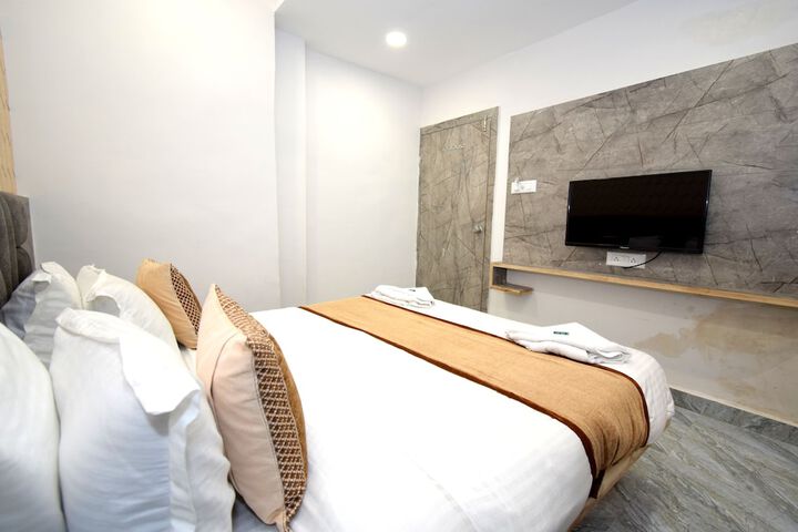 Room 17 of 22