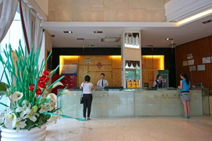 Hotel Interior 4 of 14