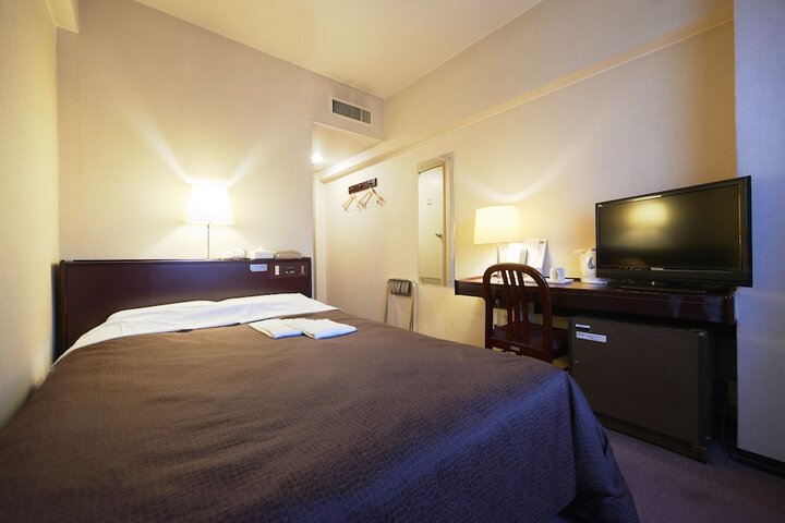 Room 10 of 44