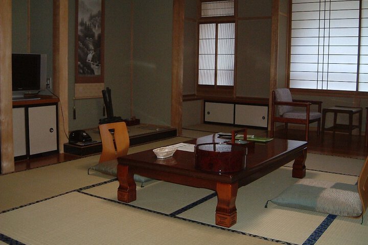 Room 7 of 22