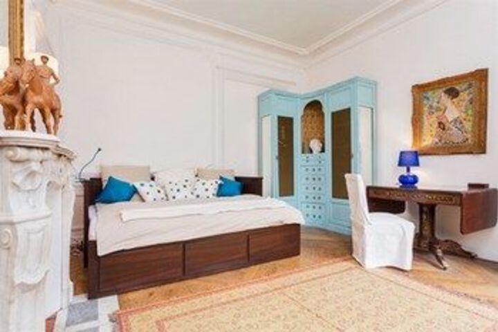 Room 53 of 55