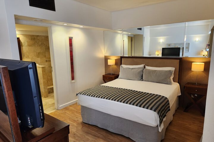 Room 22 of 48