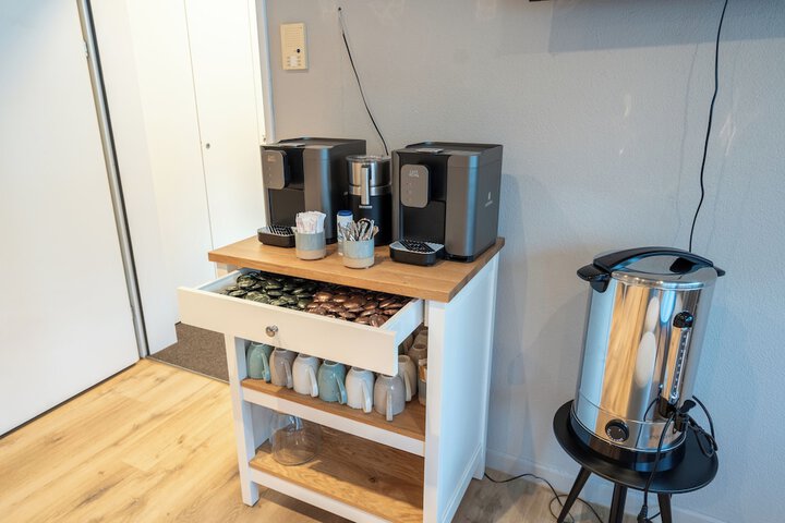 Breakfast/Coffee Service 14 of 32