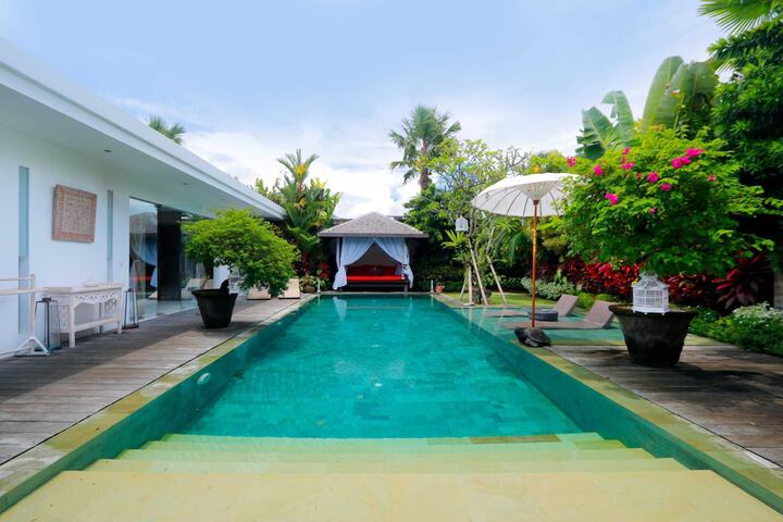 Hotel 54 of 60