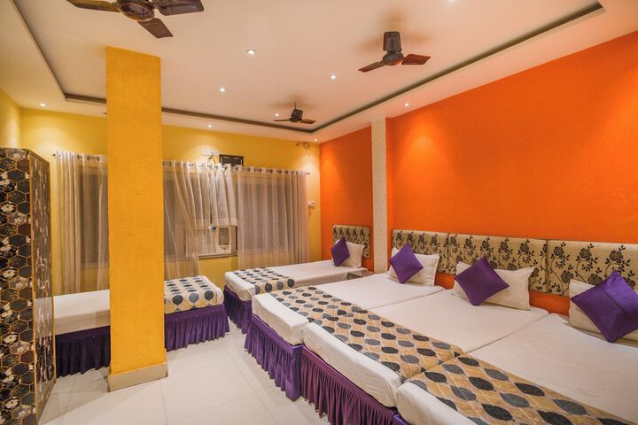 Room 40 of 90
