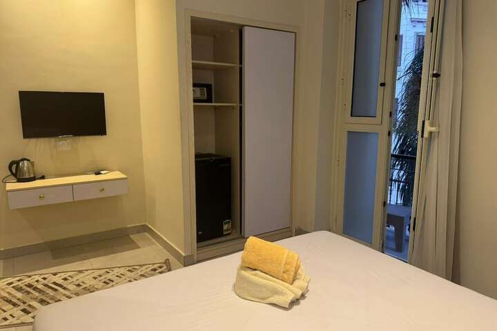 Room 52 of 92