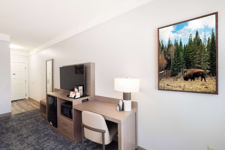 Room 35 of 51