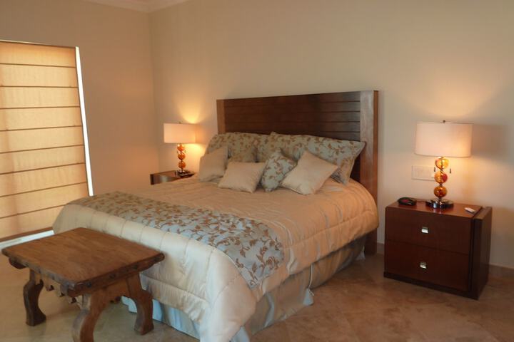 Room 4 of 22