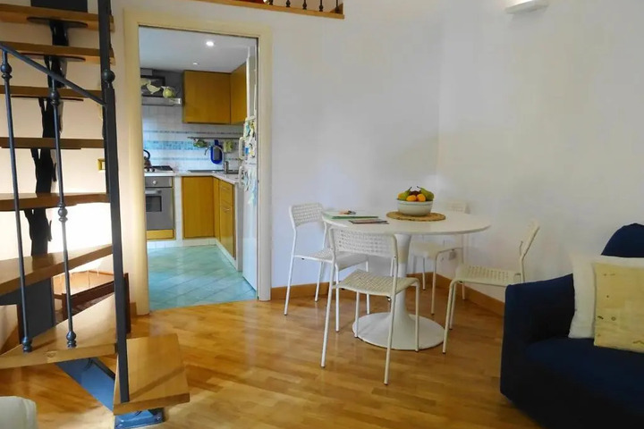 Mezzocannone Holiday House