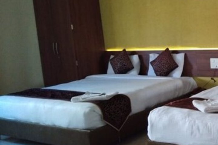 Room 50 of 54