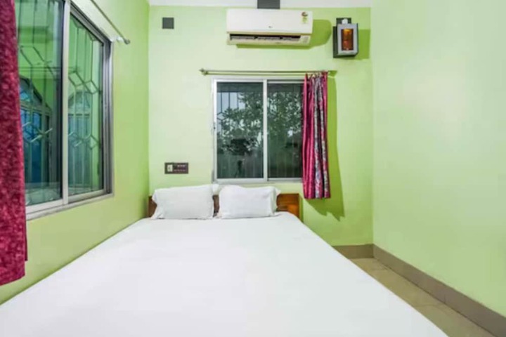 Room 6 of 20