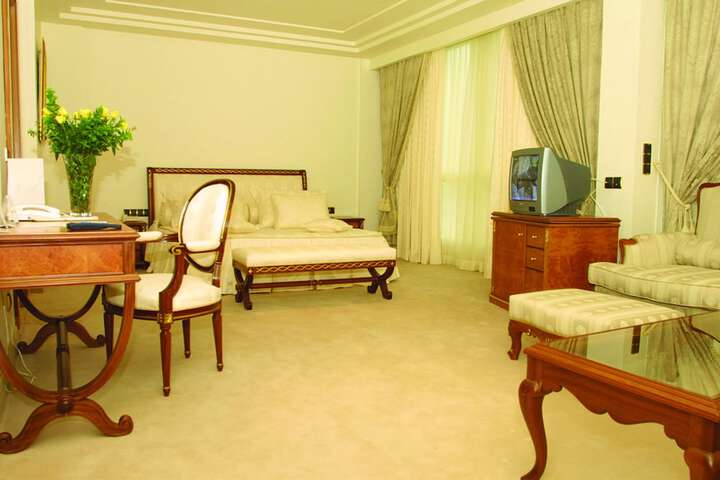 Room 7 of 31