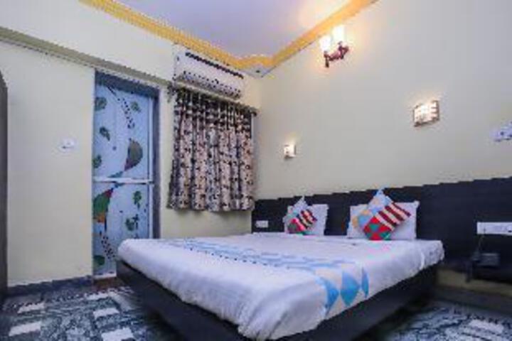 Room 15 of 23
