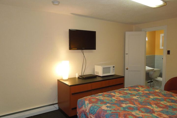Room 30 of 49