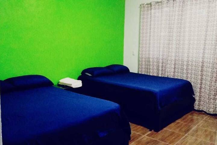 Room 13 of 18