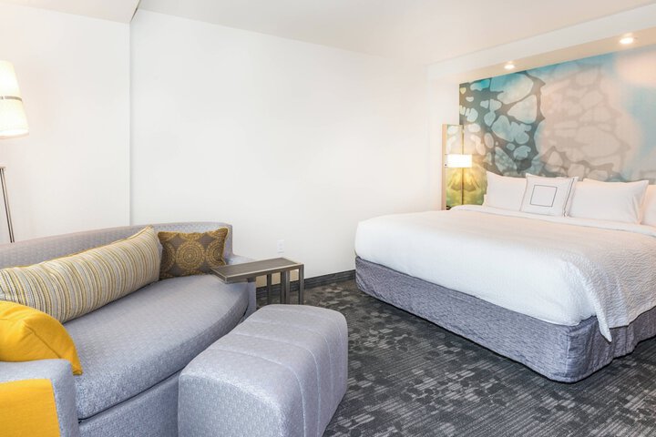 Room 5 of 36