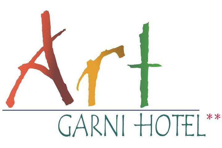 Exterior of Art Garni Hotel