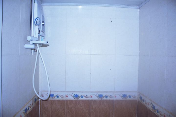 Room 32 of 45