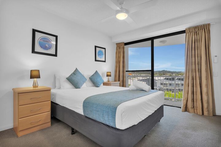 Room 30 of 211
