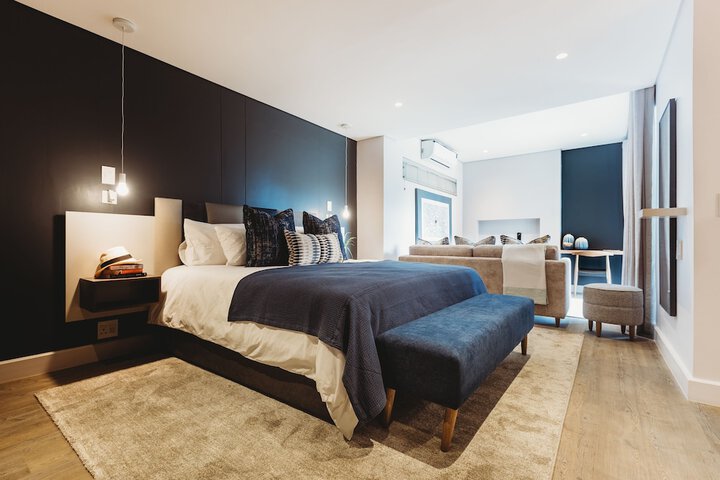 Room 9 of 46