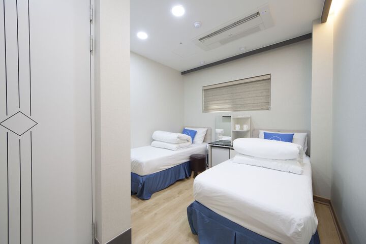 Room 29 of 108