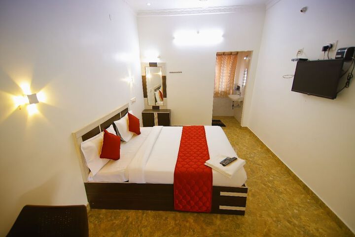 Hotel Interior 22 of 37