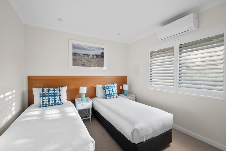 Room 8 of 95