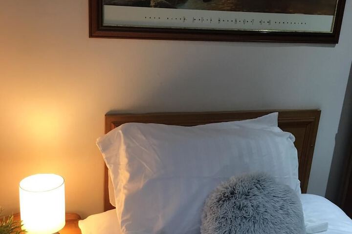 Room 5 of 23