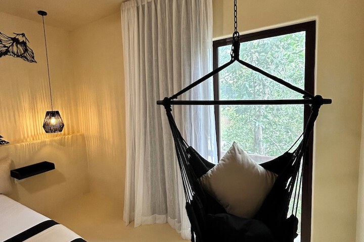 Room 164 of 321